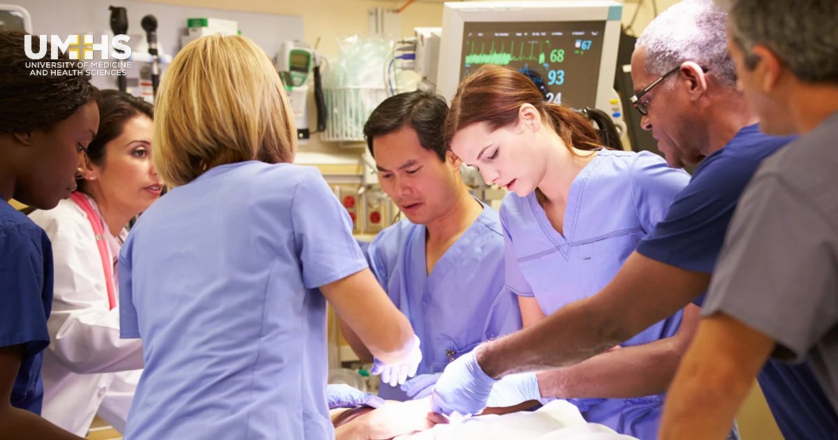 How To An Emergency Room Doctor Goalrevolution0